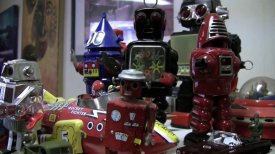 Robots: Evolution of a Cultural Icon 